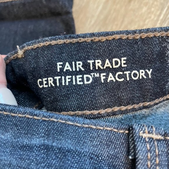 Women's High-Rise Skinny Jeans - Universal Thread- Dark Wash- sz. 25 - Picture 7 of 7